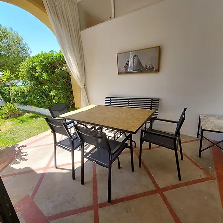 Casa Faro Spacious, Ground Floor On The Pine Walk, Covered Terrace With Sea Views. Wifi/air Con * פוינסה