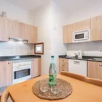 Casa Faro Spacious, Ground Floor On The Pine Walk, Covered Terrace With Sea Views. Wifi/air Con Apartamento *
