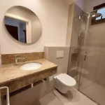 Casa Faro Spacious, Ground Floor On The Pine Walk, Covered Terrace With Sea Views. Wifi/air Con Apartamento *