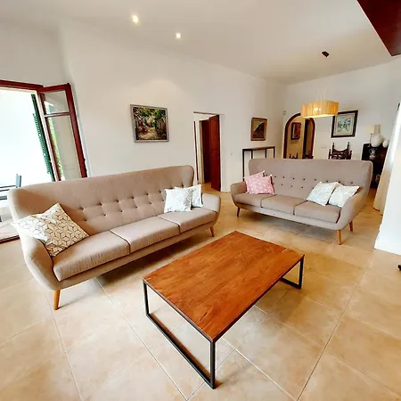 Casa Faro Spacious, Ground Floor On The Pine Walk, Covered Terrace With Sea Views. Wifi/air Con * Pollença