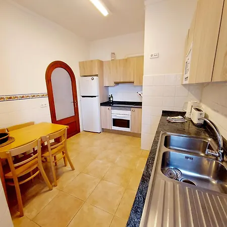 Casa Faro Spacious, Ground Floor On The Pine Walk, Covered Terrace With Sea Views. Wifi/air Con Lejlighed
