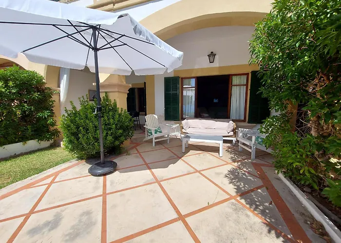 Casa Faro Spacious, Ground Floor On The Pine Walk, Covered Terrace With Sea Views. Wifi/air Con Pollença