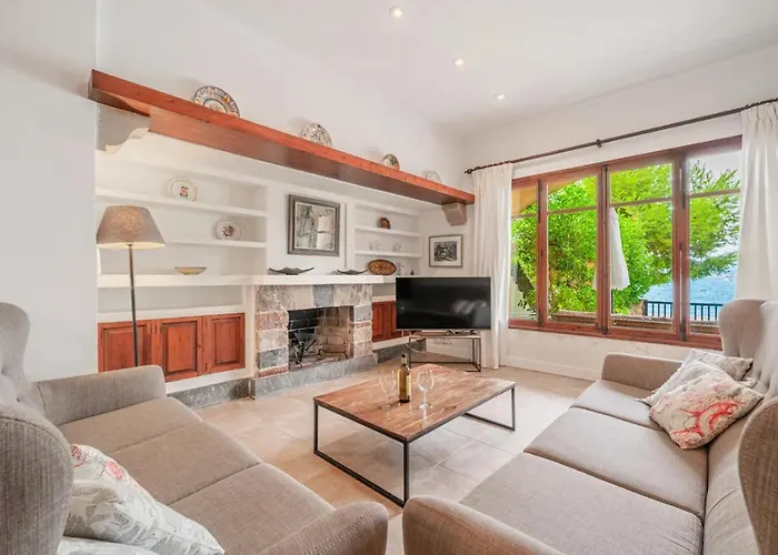 Casa Faro Spacious, Ground Floor On The Pine Walk, Covered Terrace With Sea Views. Wifi/air Con