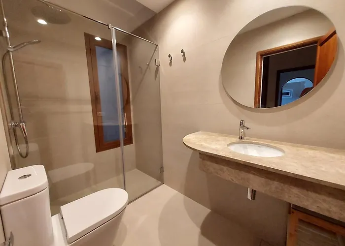 Apartment Casa Faro Spacious, Ground Floor On The Pine Walk, Covered Terrace With Sea Views. Wifi/air Con